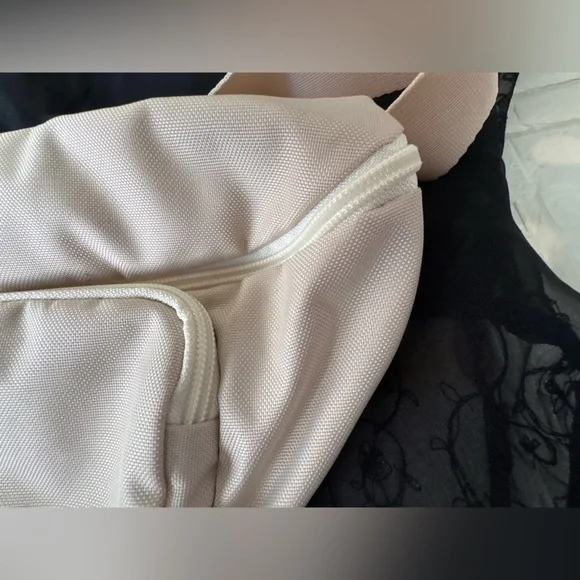 Adidas Wait Pack - Picture 4 of 7